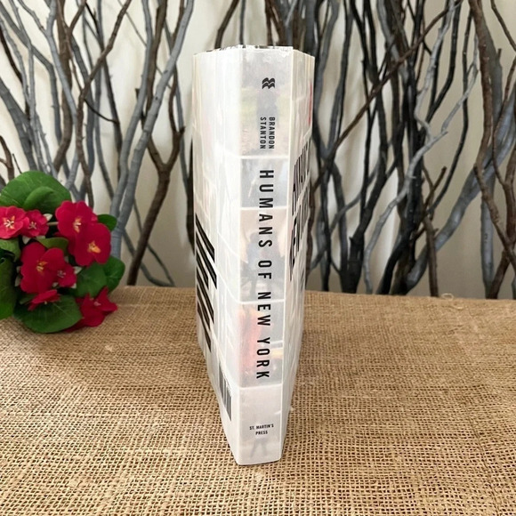 Humans of New York Book - Picture 2 of 7